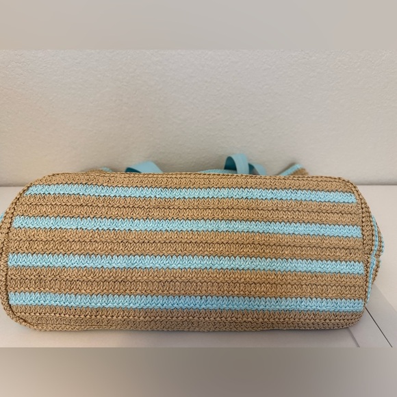 Vera Bradley Squeeze the Day Lemon Grove Beach Bag - Picture 5 of 5